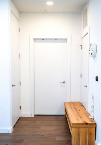900 S 1st ST 217, Austin, TX 78704