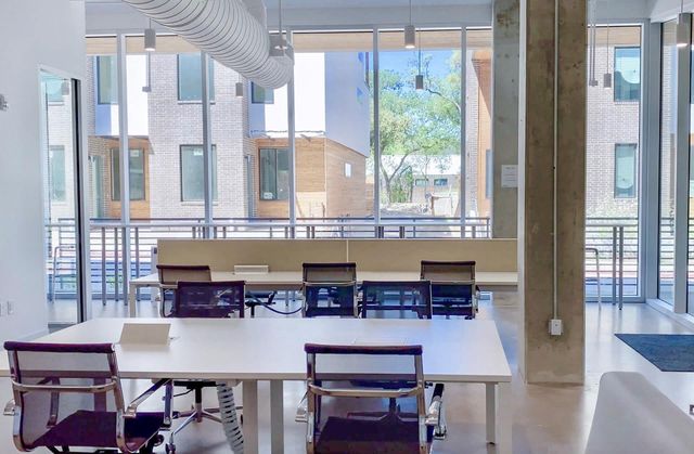 900 S 1st ST 217, Austin, TX 78704