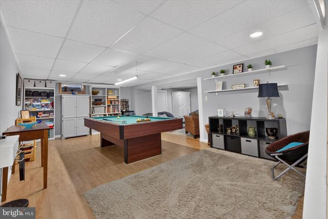 18 SKYPORT RD, Mechanicsburg, PA 17050