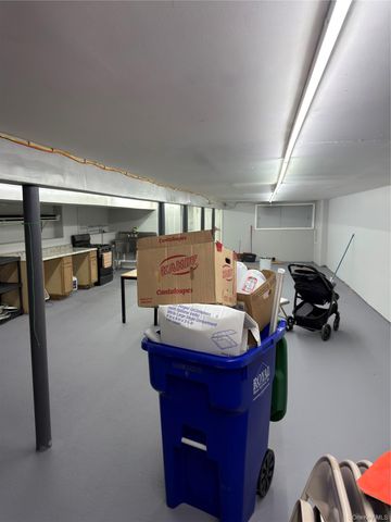 190-27-29 Jamaica Avenue, Hollis, NY 11423