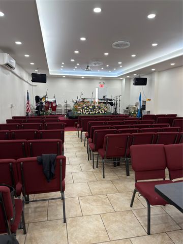 190-27-29 Jamaica Avenue, Hollis, NY 11423