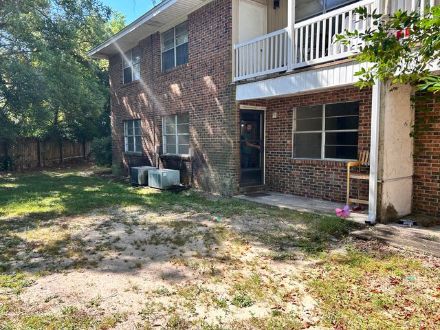 609 Colonial Drive, 4, Fort Walton Beach, FL 32547
