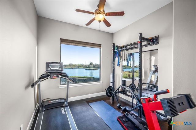 925 River Ranch Circle, Martindale, TX 78655