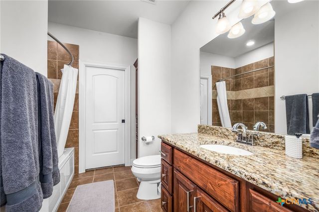 925 River Ranch Circle, Martindale, TX 78655