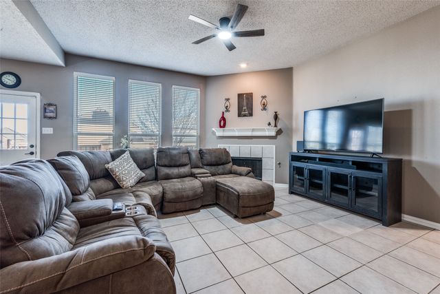 4017 Breckenridge Court, The Colony, TX 75056