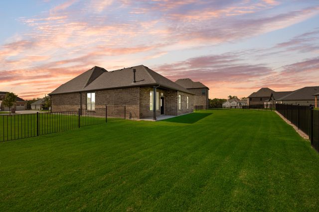 304 Big Antler Court, Heath, TX 75126