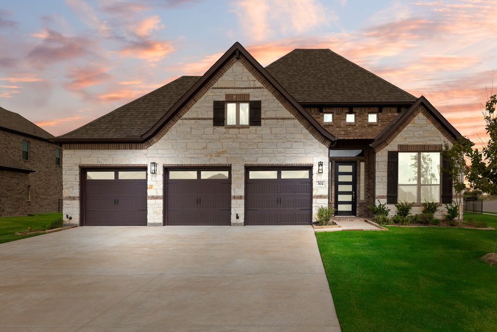 304 Big Antler Court, Heath, TX 75126
