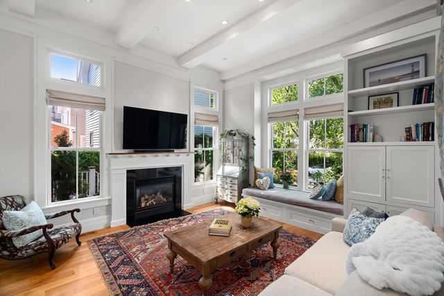 19 Saville Street, Cambridge, MA 02138