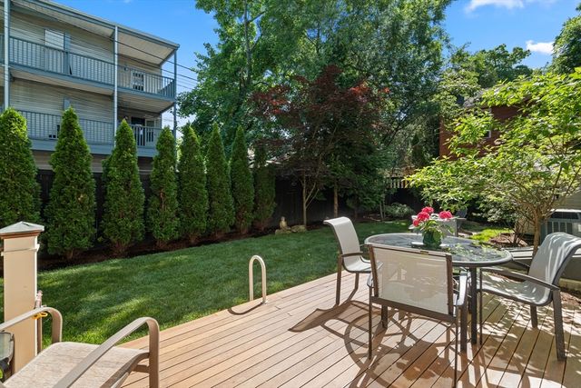 19 Saville Street, Cambridge, MA 02138