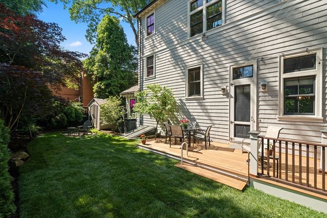 19 Saville Street, Cambridge, MA 02138