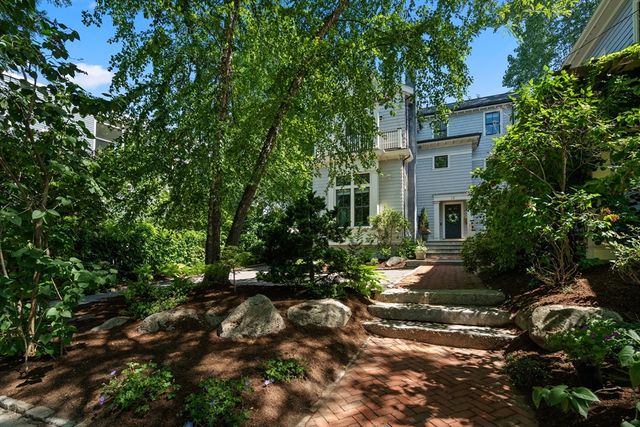 19 Saville Street, Cambridge, MA 02138