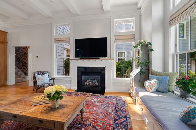 19 Saville Street, Cambridge, MA 02138