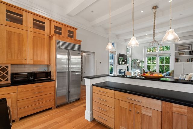 19 Saville Street, Cambridge, MA 02138