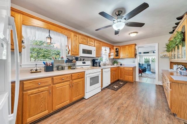 3226 Rakes RD, Rocky Mount, VA 24151