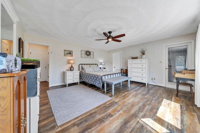 3226 Rakes RD, Rocky Mount, VA 24151