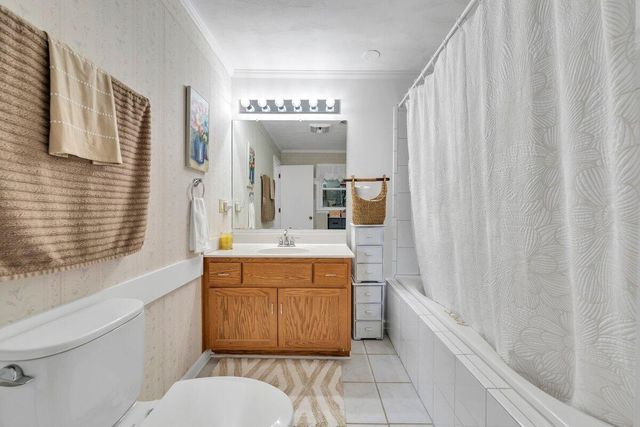 3226 Rakes RD, Rocky Mount, VA 24151