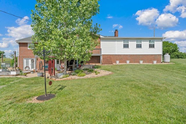 3226 Rakes RD, Rocky Mount, VA 24151