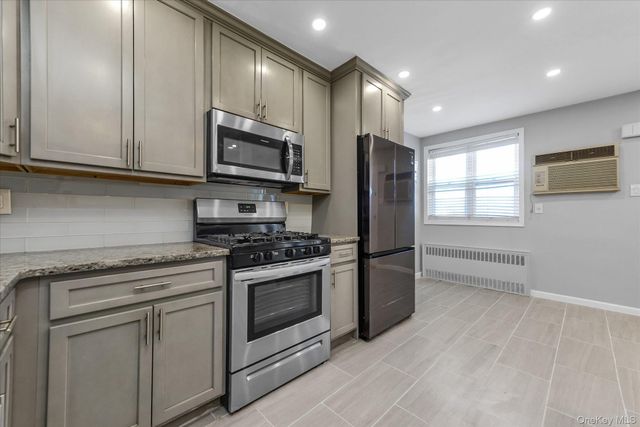 638 E 84th Street 2, Brooklyn, NY 11236