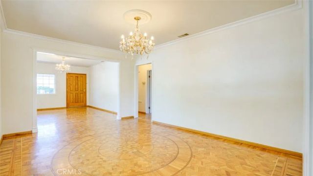 14260 Kittridge Street, Van Nuys, CA 91405