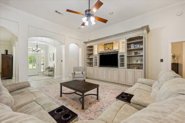 4803 County Road 197, Alvin, TX 77511