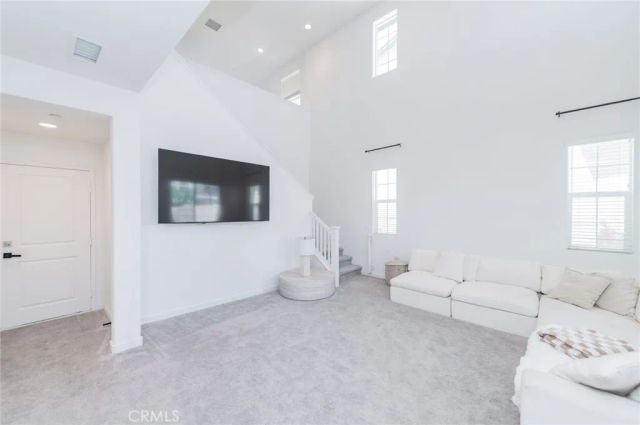 45330 Via Vela, Temecula, CA 92592