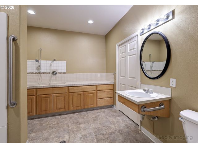 4608 Ne 129TH Ave, Vancouver, WA 98682