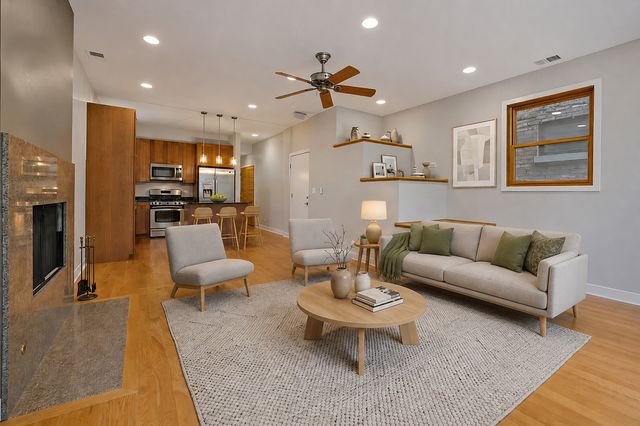 1855 W ARMITAGE Avenue 2, Chicago, IL 60622