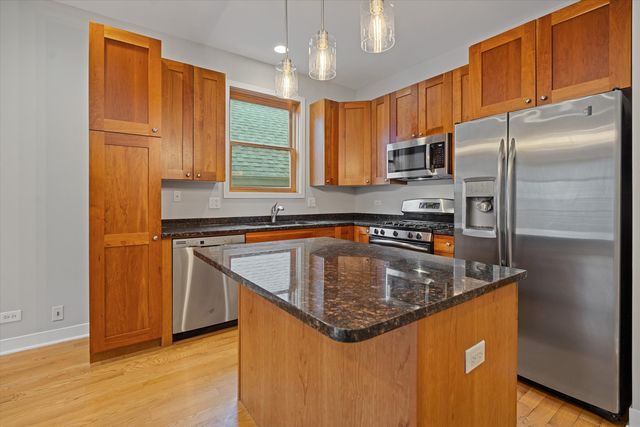 1855 W ARMITAGE Avenue 2, Chicago, IL 60622