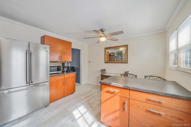 24 Lantern Street, Huntington, NY 11743