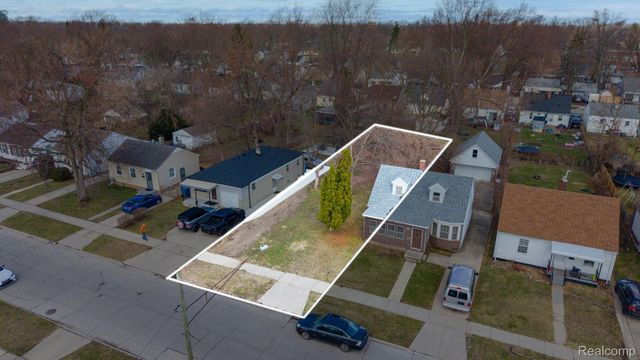 26166 Powers Avenue, Dearborn Heights, MI 48125