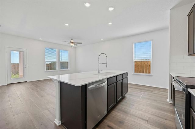 12509 Oxford Vineyard LN, Manor, TX 78653
