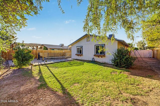329 E JUNIPER Street, Mesa, AZ 85201