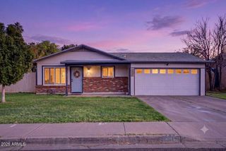 329 E JUNIPER Street, Mesa, AZ 85201