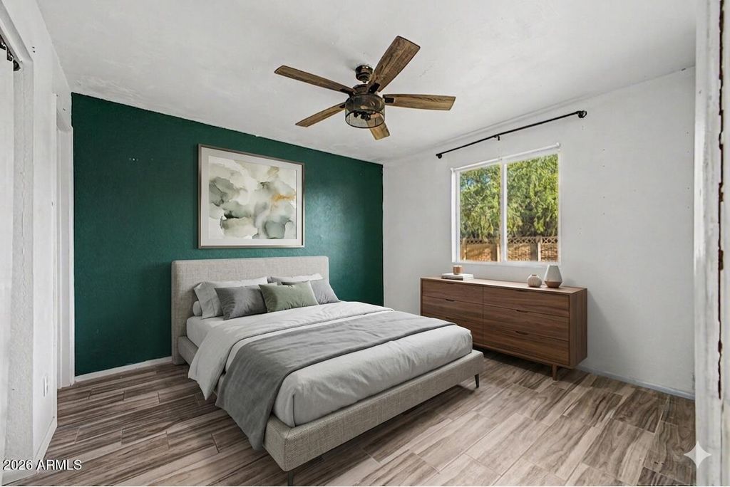 Image 14 of property listing at 329 E JUNIPER Street, Mesa, AZ 85201