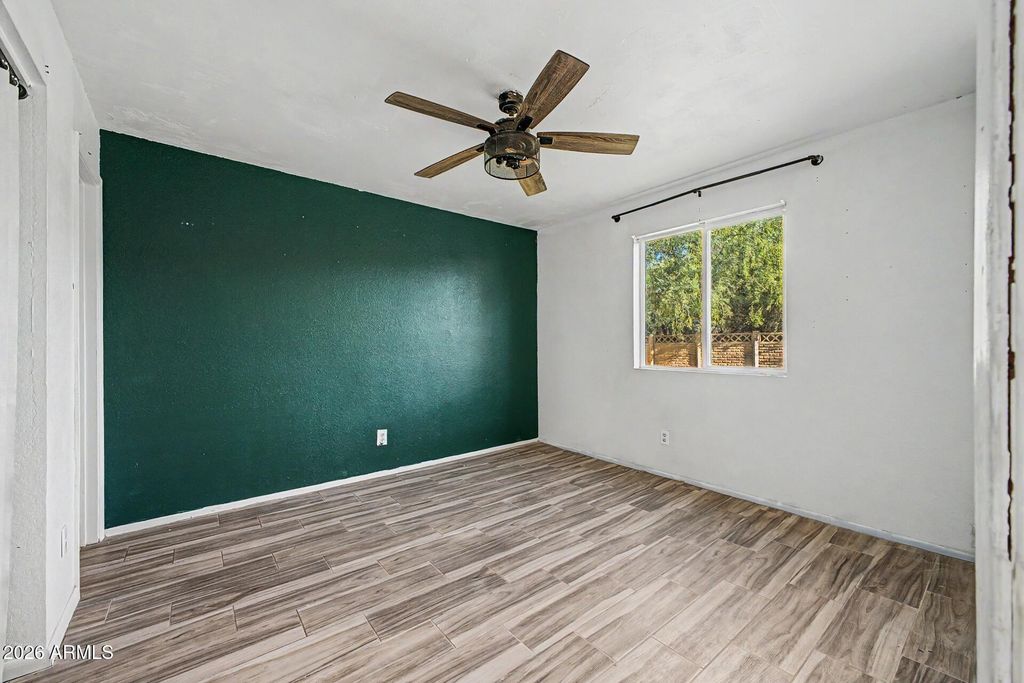 Image 15 of property listing at 329 E JUNIPER Street, Mesa, AZ 85201
