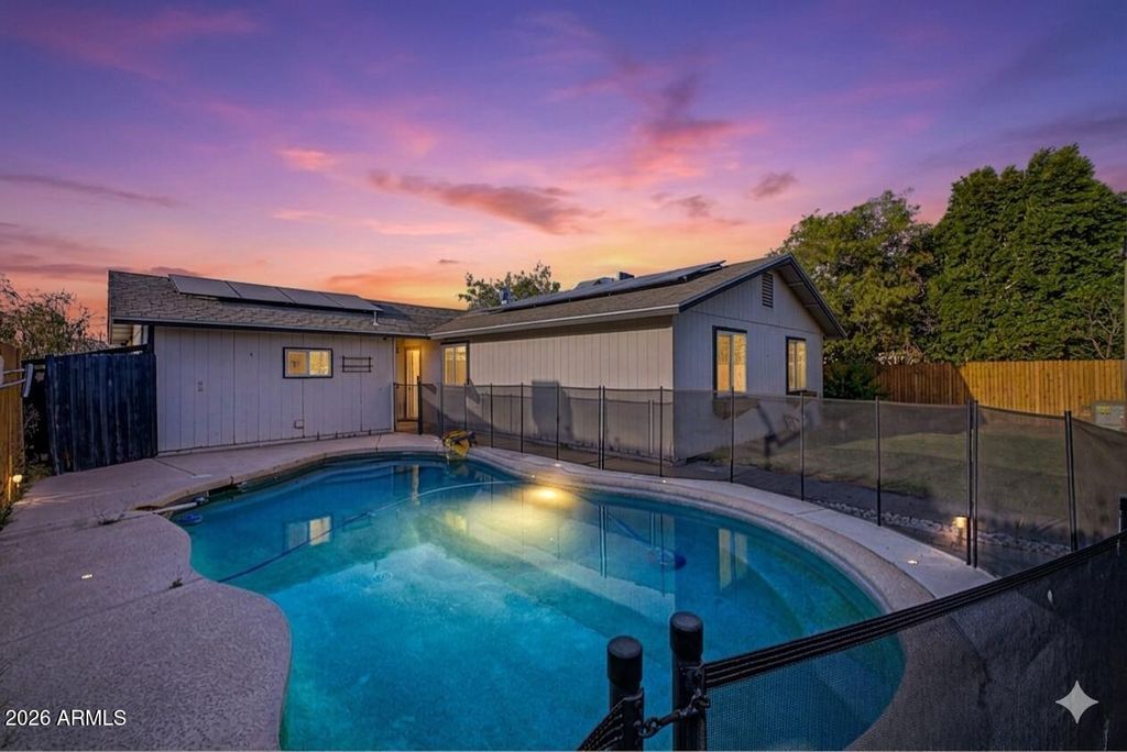 Image 24 of property listing at 329 E JUNIPER Street, Mesa, AZ 85201
