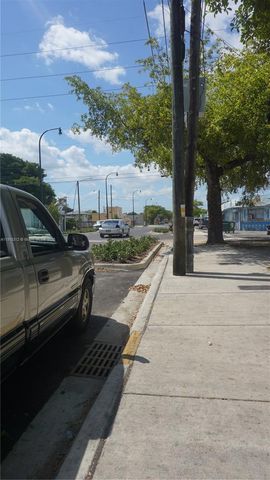 6704 NW 18th Ave, Miami, FL 33147