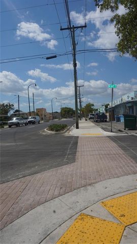 6704 NW 18th Ave, Miami, FL 33147