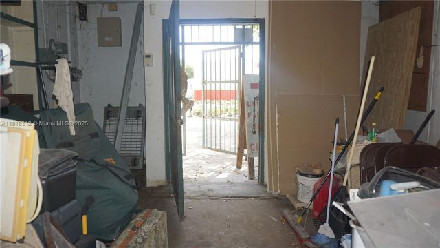 6704 NW 18th Ave, Miami, FL 33147