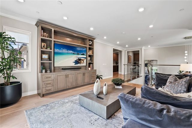 57 Lone Mountain, Irvine, CA 92602