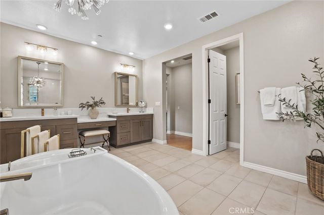 57 Lone Mountain, Irvine, CA 92602