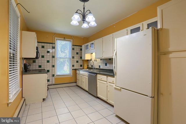 402 S PENN ST, Shippensburg, PA 17257