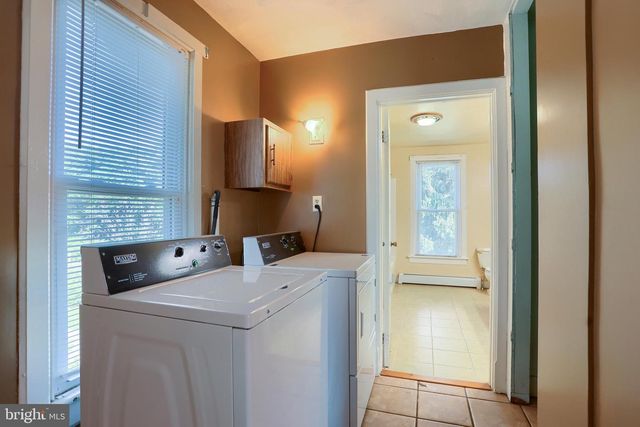 402 S PENN ST, Shippensburg, PA 17257