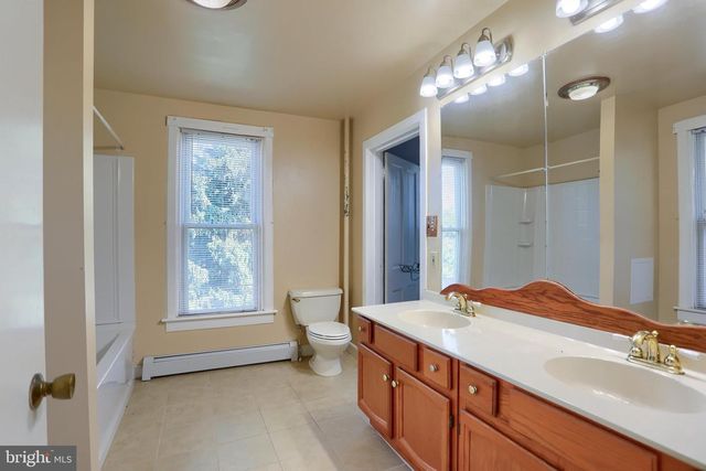 402 S PENN ST, Shippensburg, PA 17257