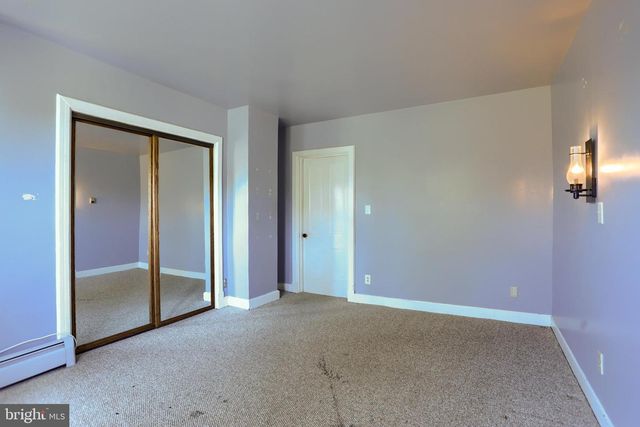 402 S PENN ST, Shippensburg, PA 17257
