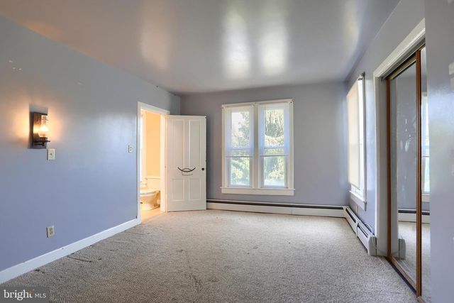 402 S PENN ST, Shippensburg, PA 17257