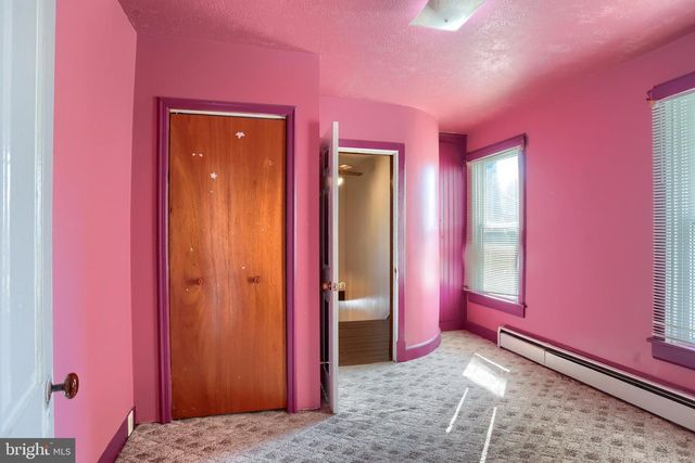402 S PENN ST, Shippensburg, PA 17257