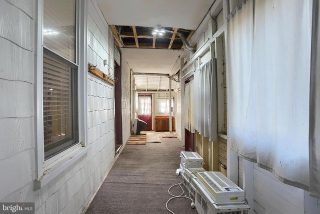 402 S PENN ST, Shippensburg, PA 17257