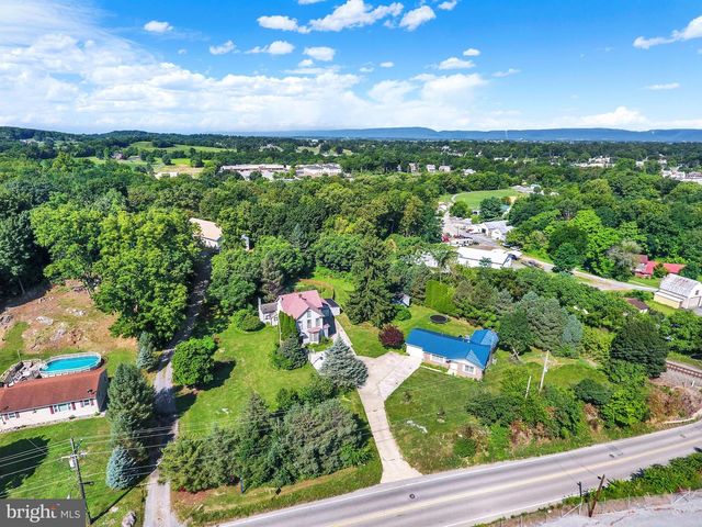 402 S PENN ST, Shippensburg, PA 17257