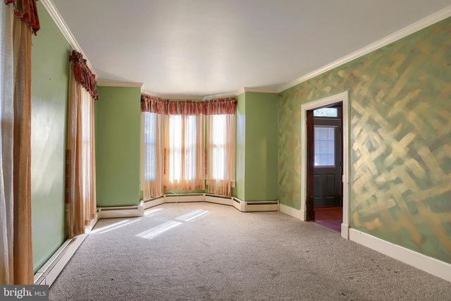 402 S PENN ST, Shippensburg, PA 17257